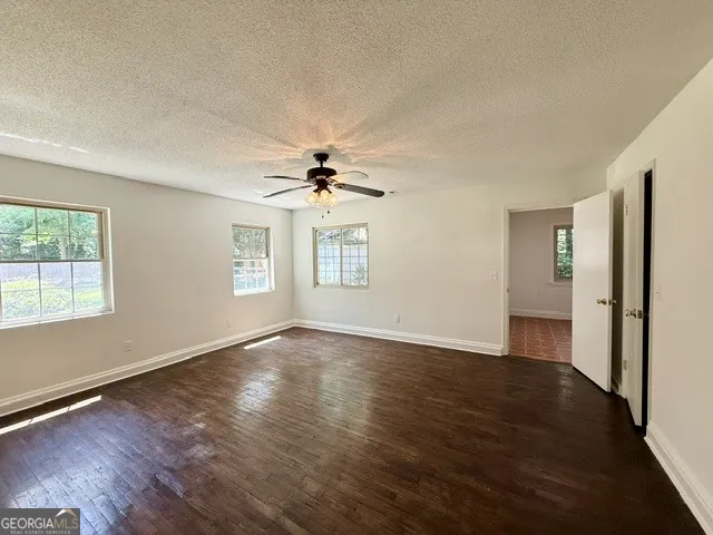 347 S College ST Metter, GA 30439