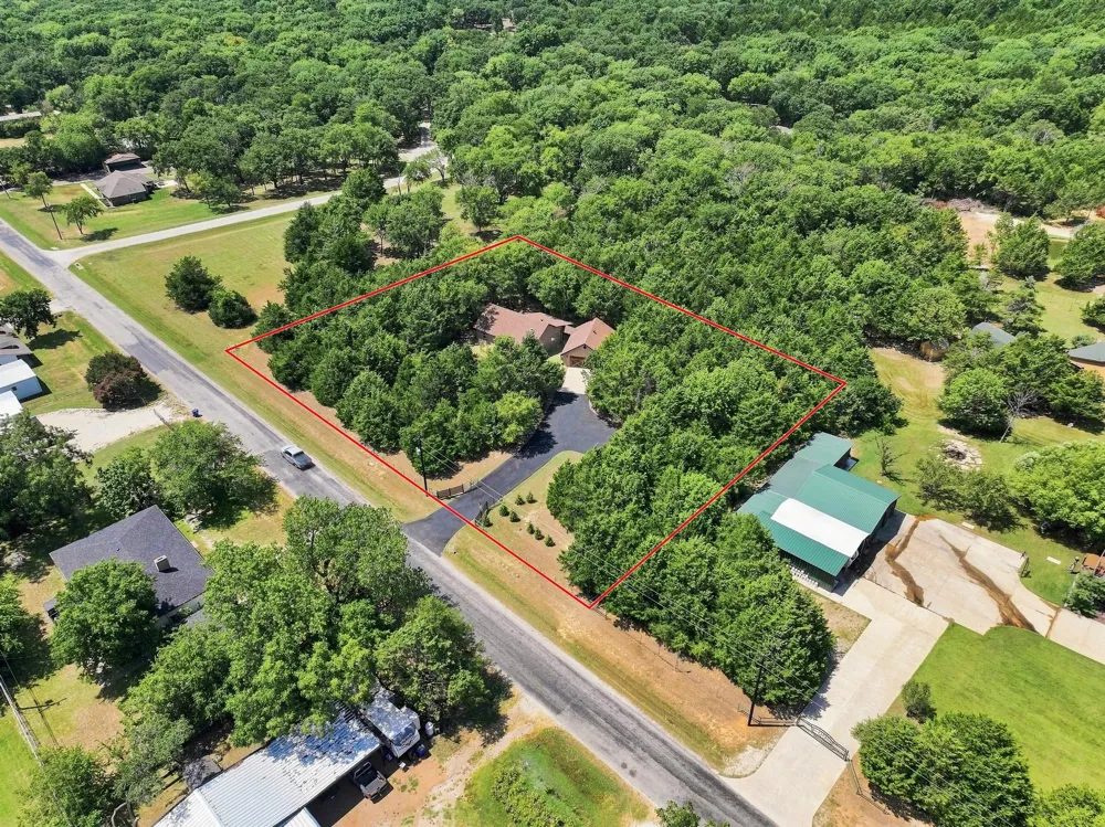 85 County Road Gordonville, TX 76245