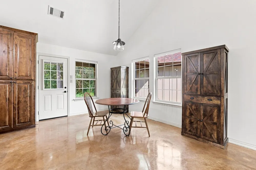 85 County Road Gordonville, TX 76245
