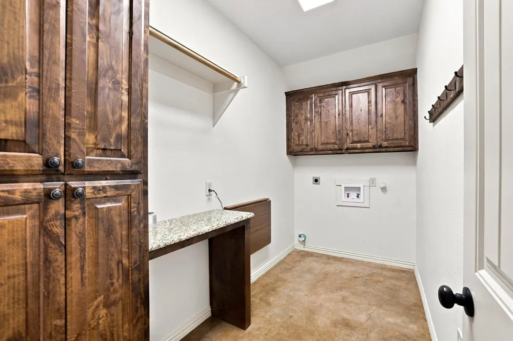 85 County Road Gordonville, TX 76245