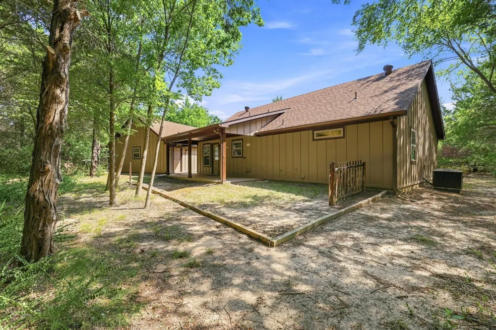 85 County Road Gordonville, TX 76245