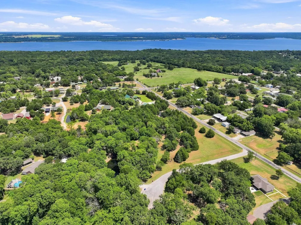 85 County Road Gordonville, TX 76245