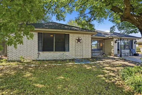 4041 Country Meadows Circle