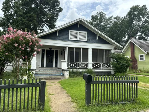 425 Atkins Avenue
