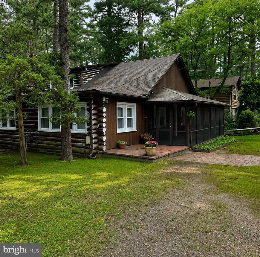 116 STOKES ROAD Medford Lakes, NJ 08055