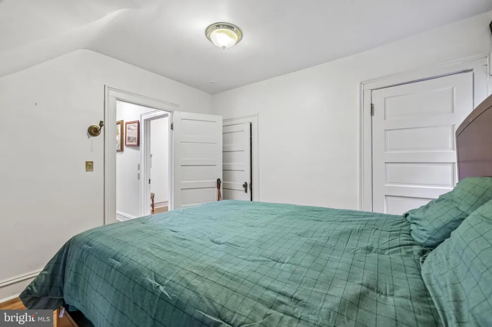 2616 TALBOT ROAD Baltimore, MD 21216