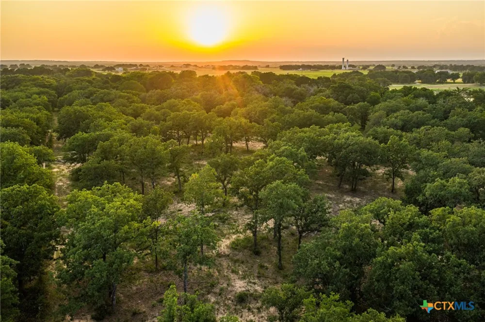 8606 Star Hollow Rd Lipan, TX 76462