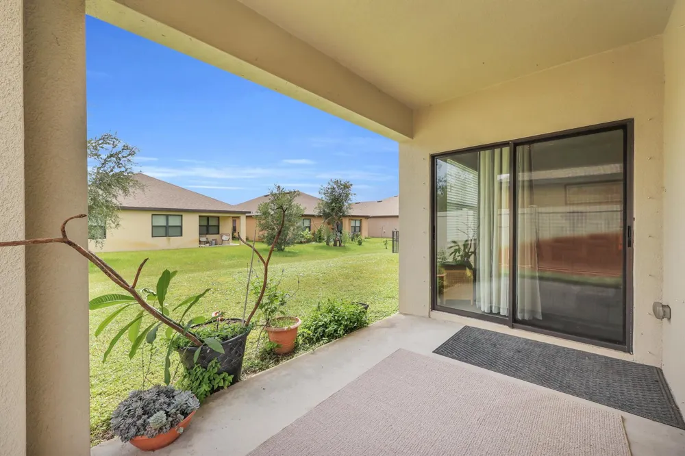 6379 NW NORTHWOOD LOOP Port St. Lucie, FL 34983