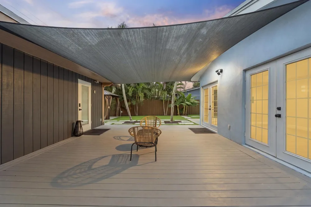 5296 NE 2nd Terrace Oakland Park, FL 33334