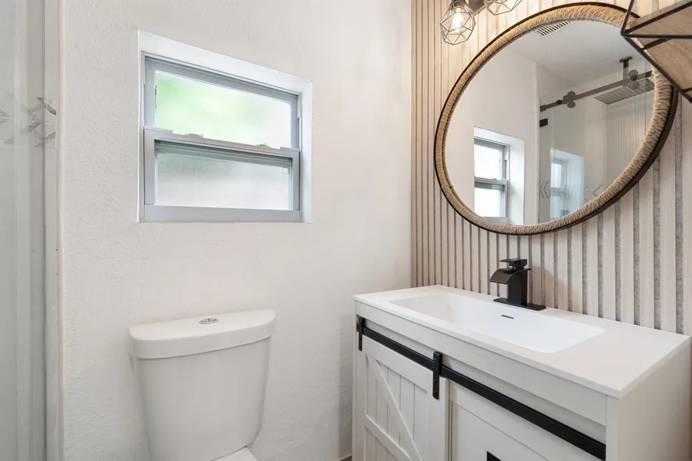 5296 NE 2nd Terrace Oakland Park, FL 33334