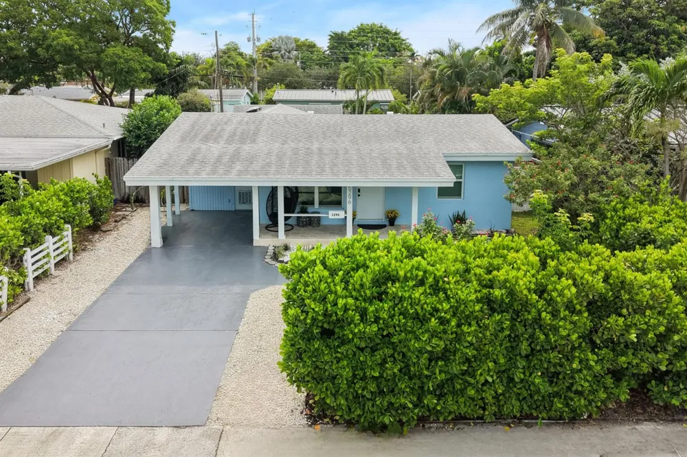 5296 NE 2nd Terrace Oakland Park, FL 33334