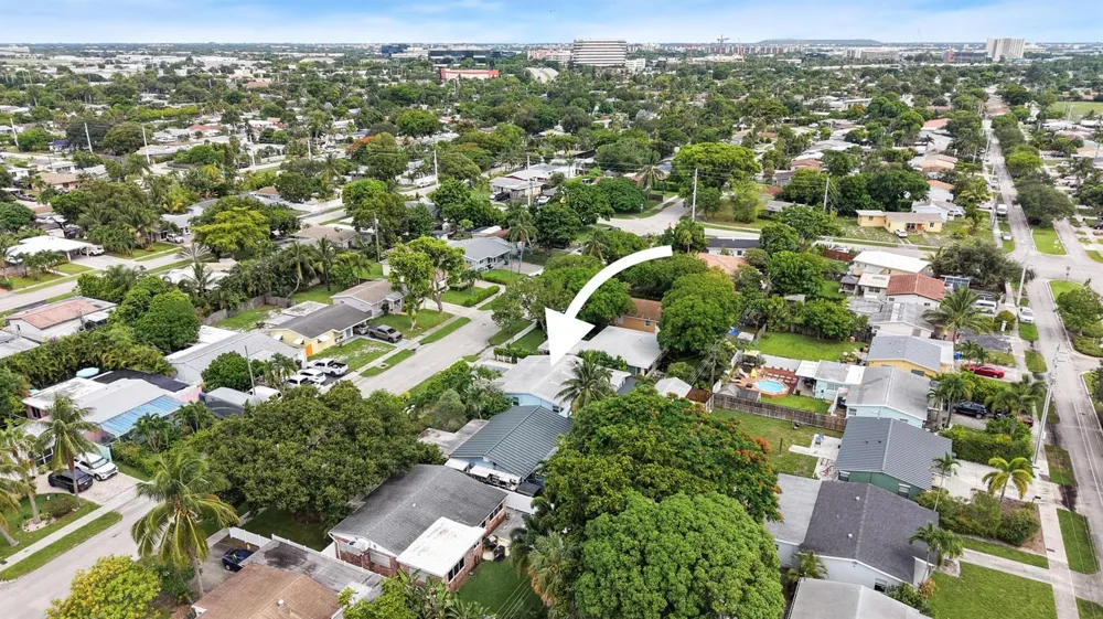 5296 NE 2nd Terrace Oakland Park, FL 33334