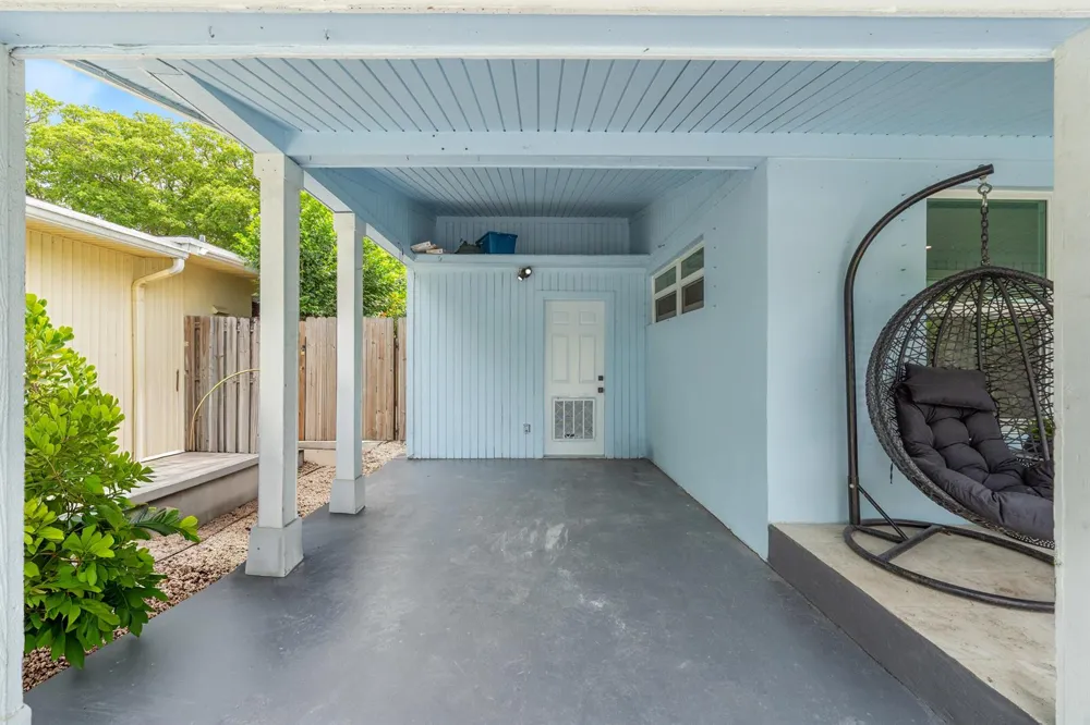 5296 NE 2nd Terrace Oakland Park, FL 33334