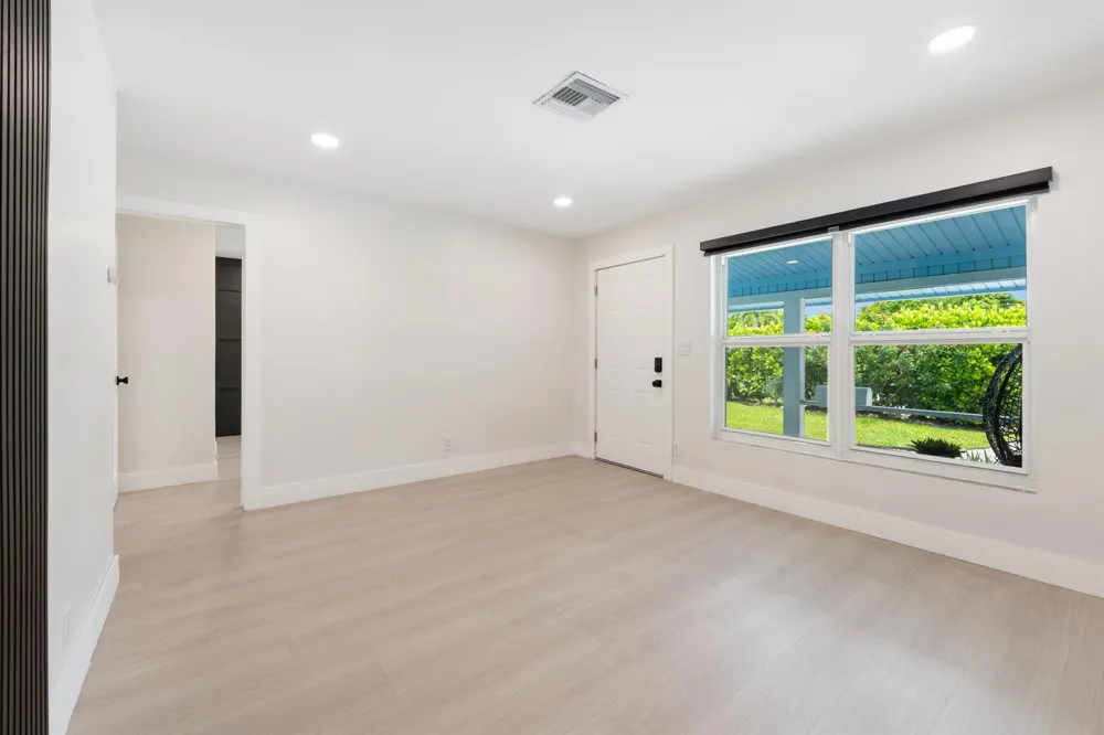 5296 NE 2nd Terrace Oakland Park, FL 33334