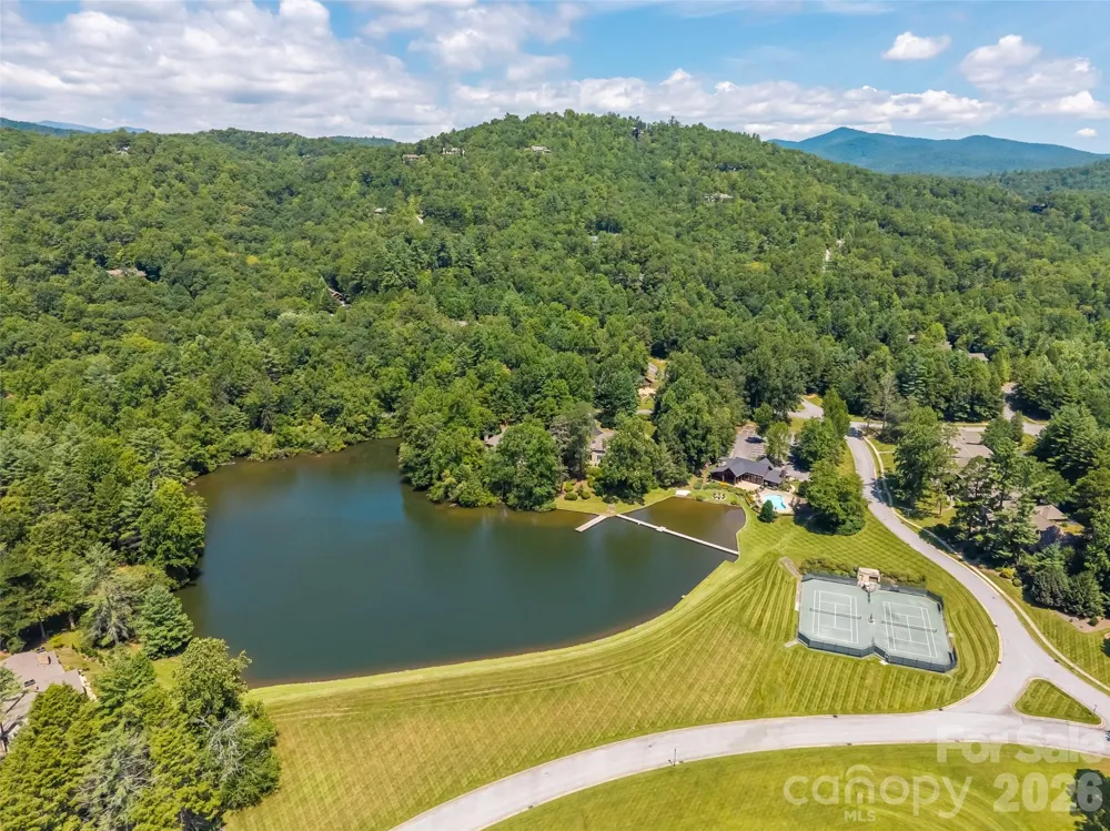 M11 Pine Mountain Trail Brevard, NC 28712