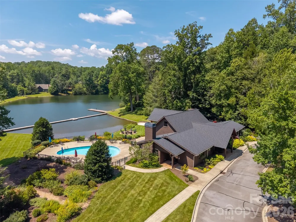 M11 Pine Mountain Trail Brevard, NC 28712