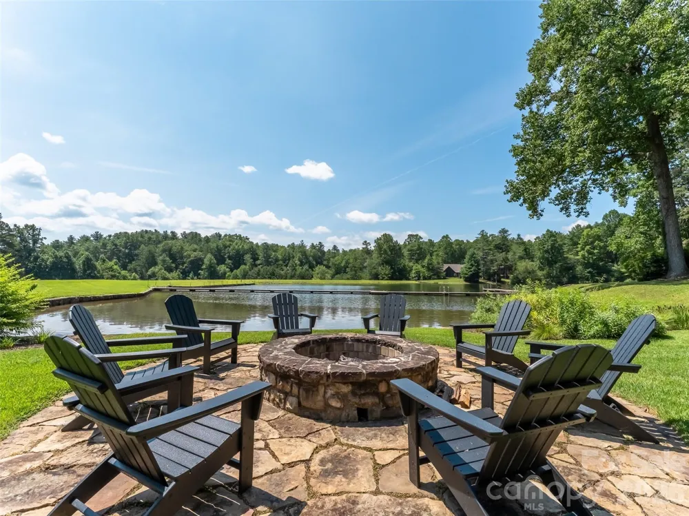 M11 Pine Mountain Trail Brevard, NC 28712
