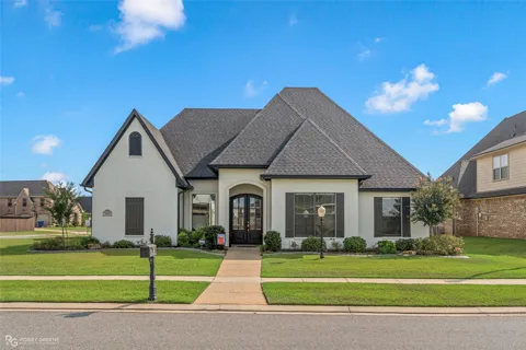 254 Poydras Avenue