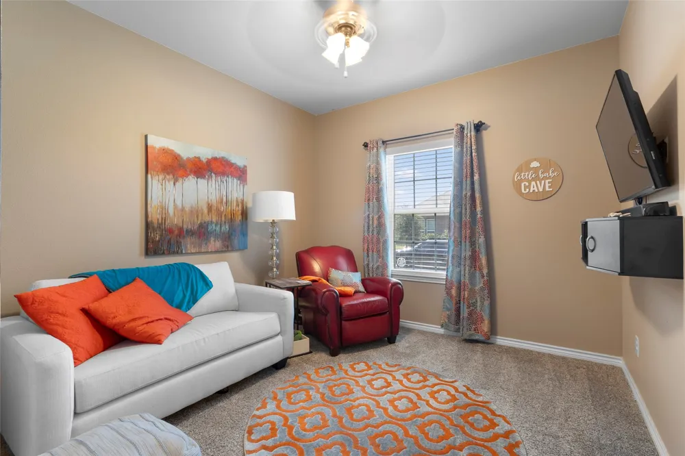 2057 Buttonwood Street Lancaster, TX 75146