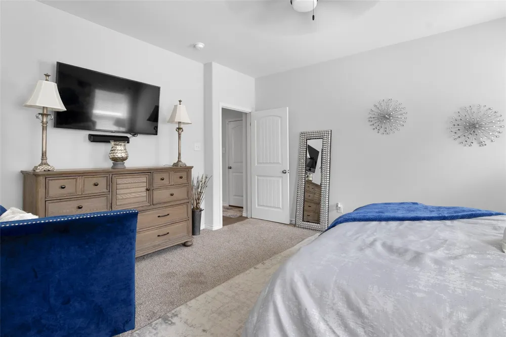 2057 Buttonwood Street Lancaster, TX 75146