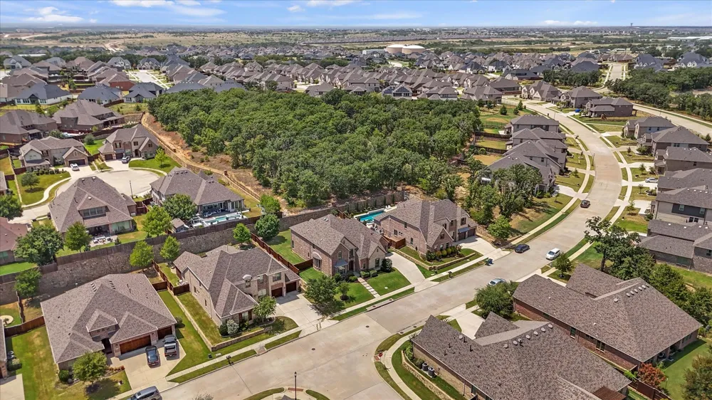10846 Smoky Oak Trail Argyle, TX 76226