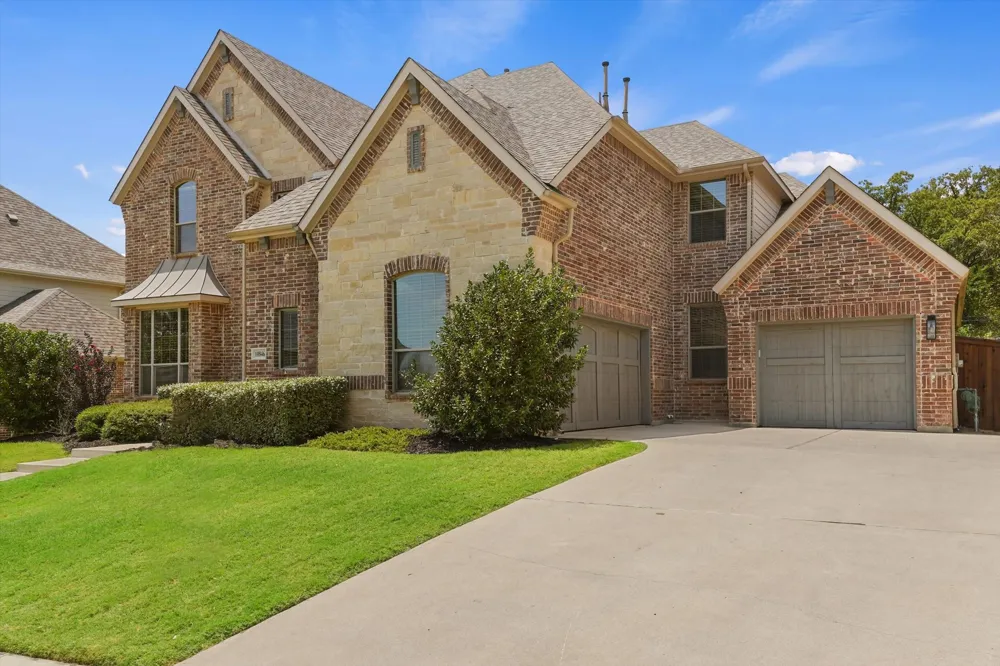 10846 Smoky Oak Trail Argyle, TX 76226