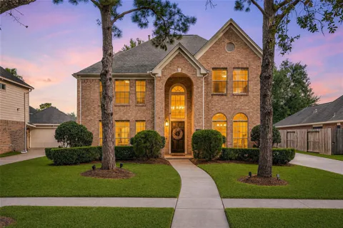2042 Lodge Crest Court