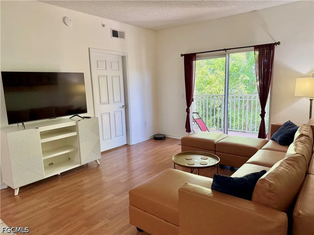 Ocean Walk Circle #309 Fort Myers, FL 33908