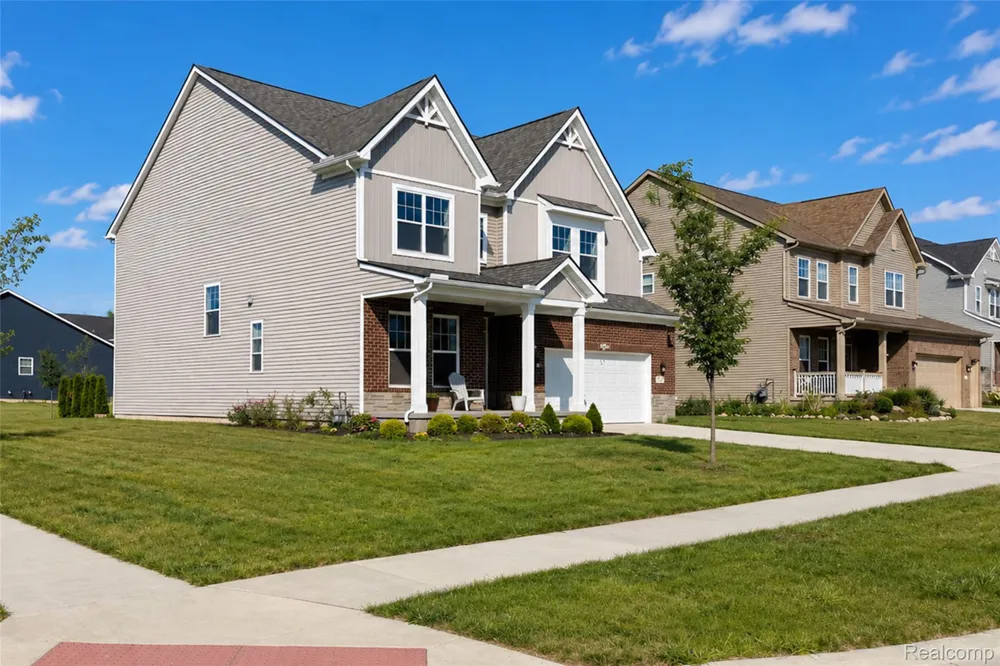 2716 Maize Loop Saline Township, MI 48176