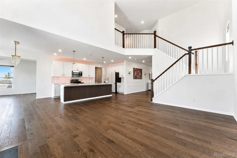 2716 Maize Loop Saline Township, MI 48176
