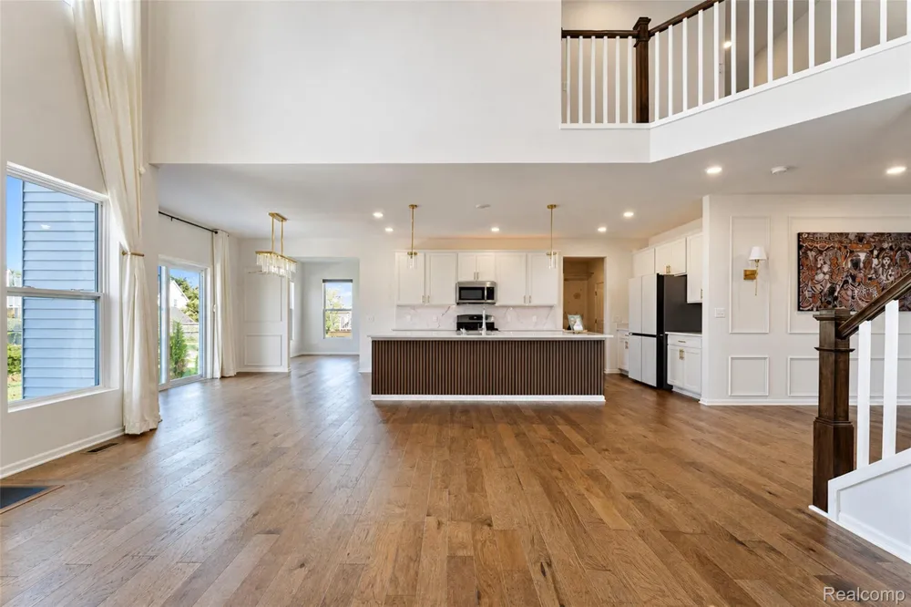 2716 Maize Loop Saline Township, MI 48176