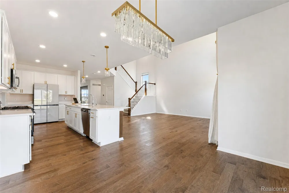 2716 Maize Loop Saline Township, MI 48176