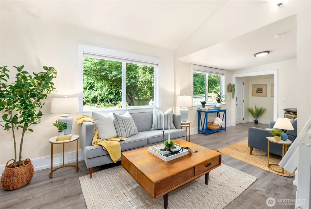 5905 Fish Road Freeland, WA 98249