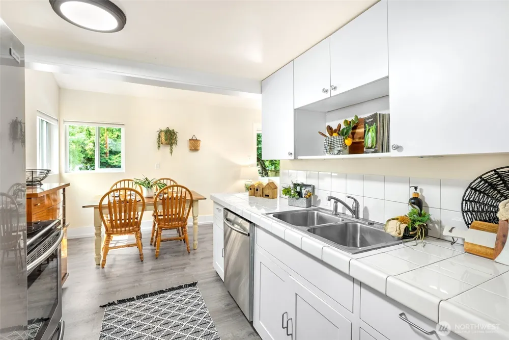 5905 Fish Road Freeland, WA 98249