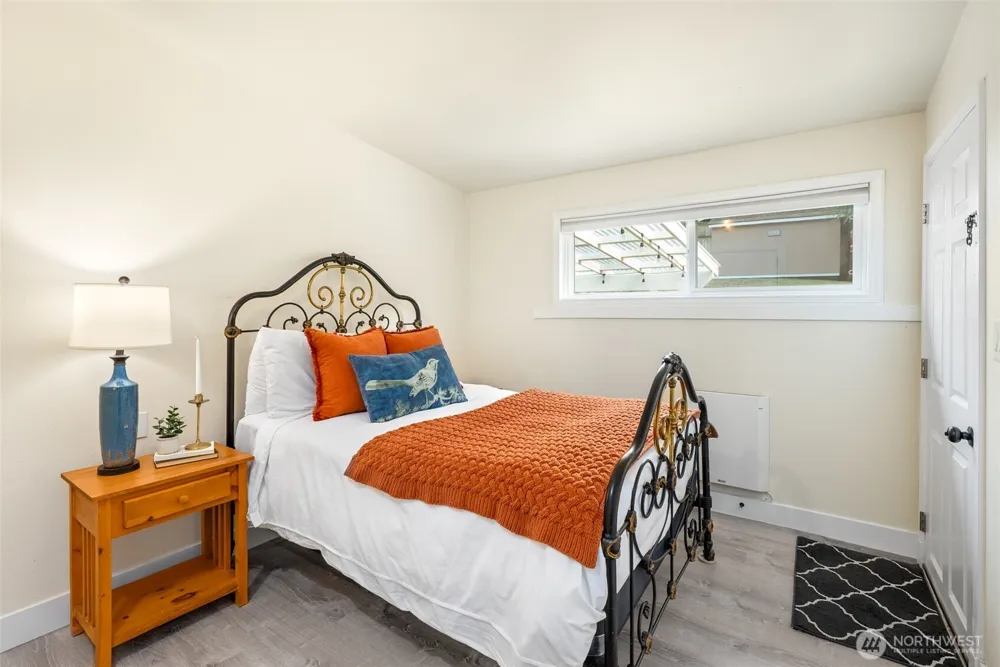 5905 Fish Road Freeland, WA 98249