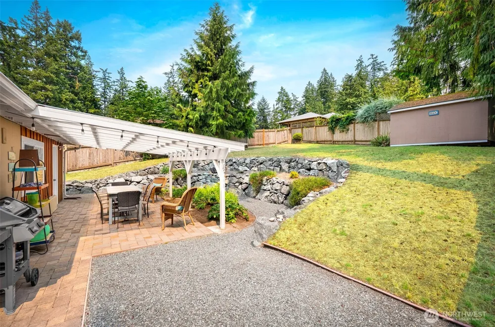 5905 Fish Road Freeland, WA 98249