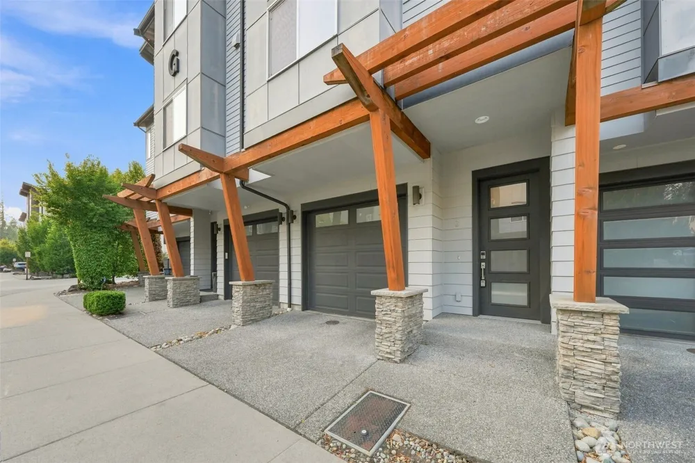 19225 Damson Road #G3 Lynnwood, WA 98036