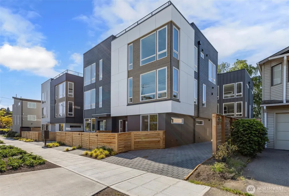 813 NW 63rd Street Seattle, WA 98107