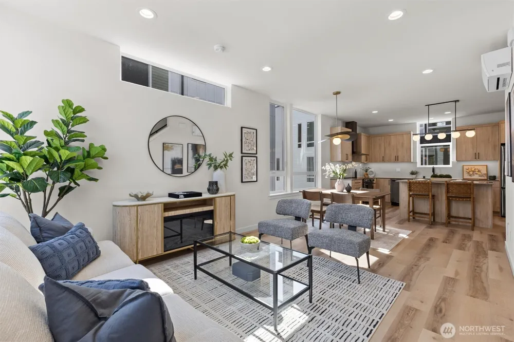813 NW 63rd Street Seattle, WA 98107