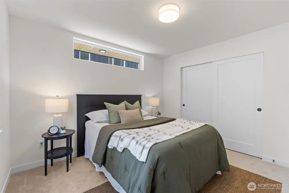 813 NW 63rd Street Seattle, WA 98107