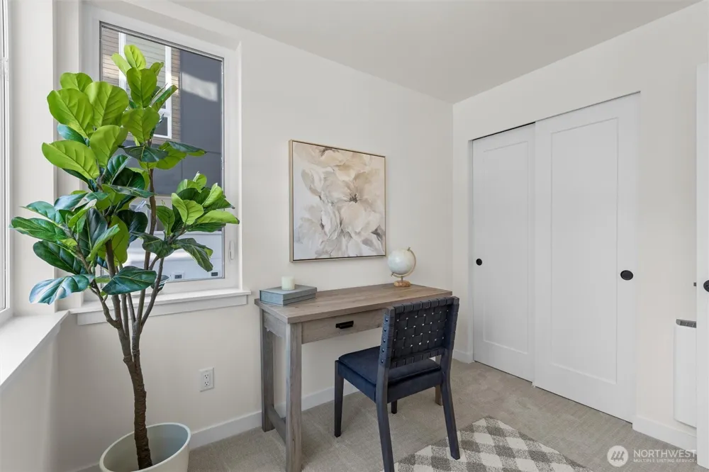 813 NW 63rd Street Seattle, WA 98107