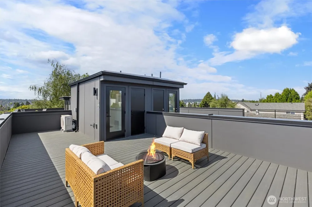 813 NW 63rd Street Seattle, WA 98107