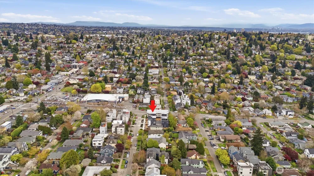 813 NW 63rd Street Seattle, WA 98107