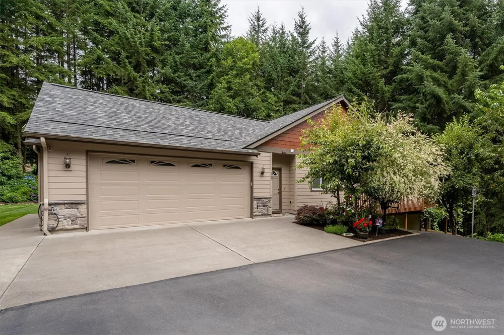 347 Ferncrest Road Longview, WA 98632