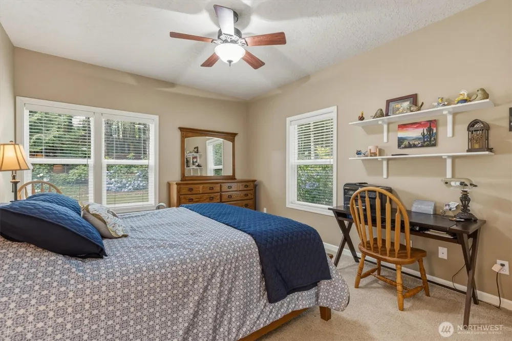 347 Ferncrest Road Longview, WA 98632
