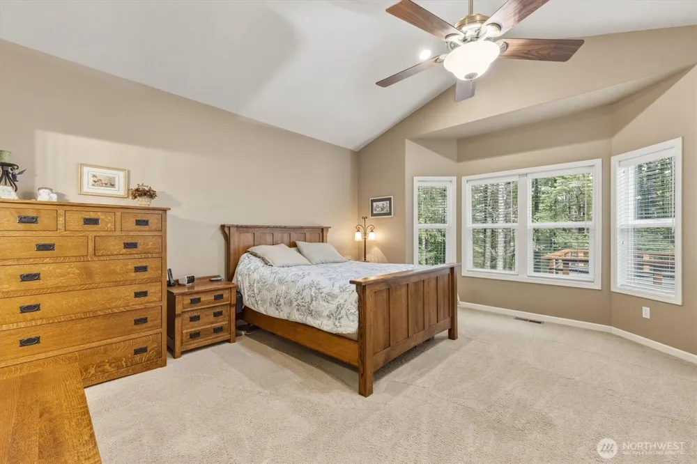 347 Ferncrest Road Longview, WA 98632