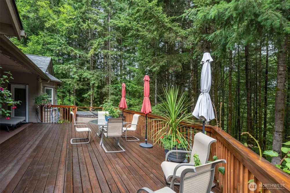 347 Ferncrest Road Longview, WA 98632