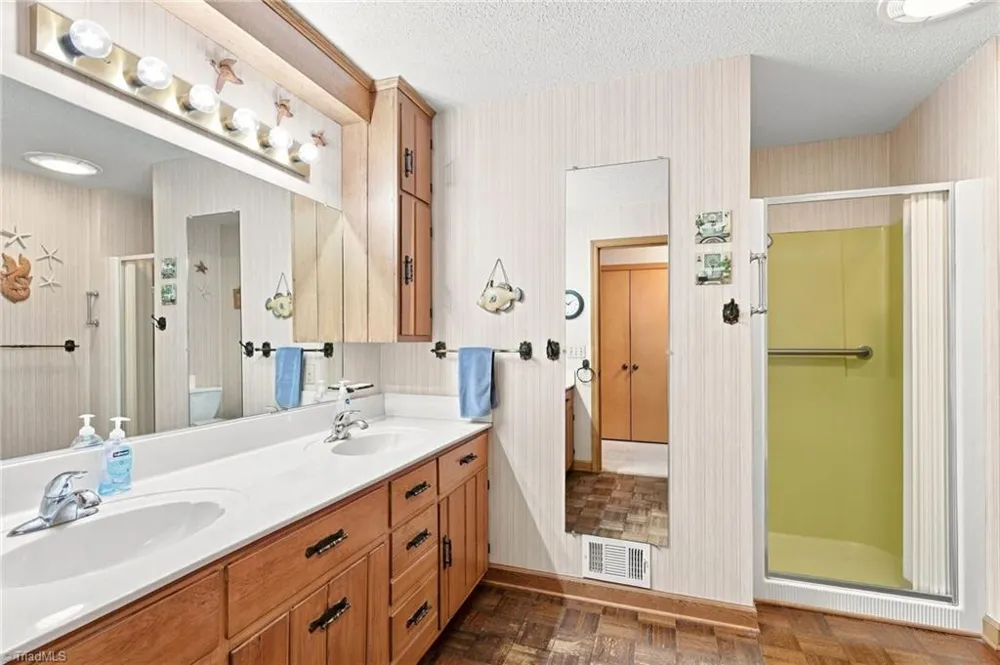 325 Spring Street Yadkinville, NC 27055