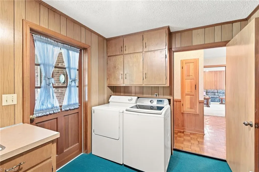 325 Spring Street Yadkinville, NC 27055