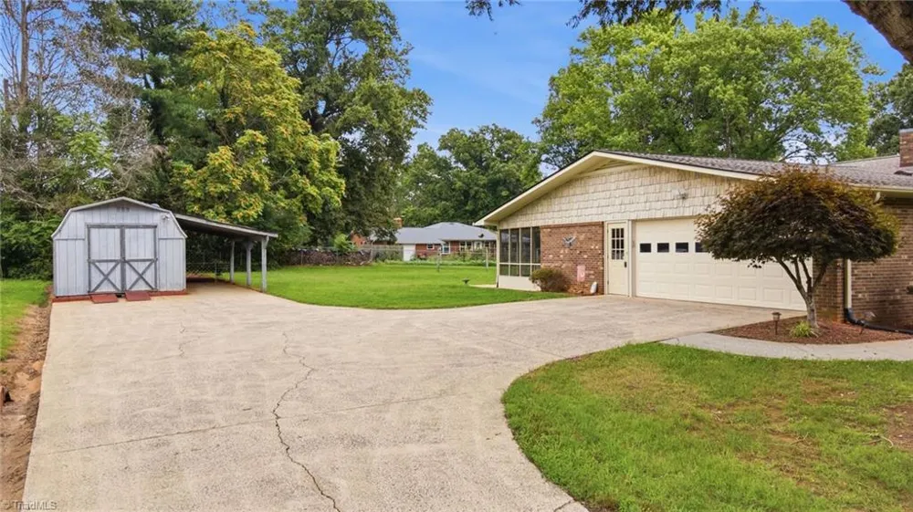 325 Spring Street Yadkinville, NC 27055